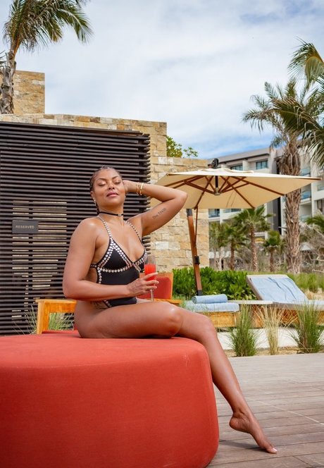 Taraji P Henson star naked pics