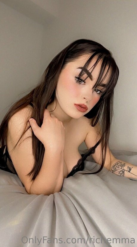 richemma nude actress picture