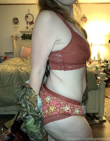 shapefulshan perfect model pic