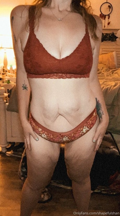 shapefulshan pornstar pretty pics