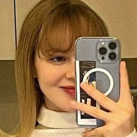 violapolt model adult pictures