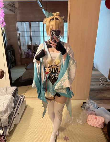 Maou Mo free pornstar pictures