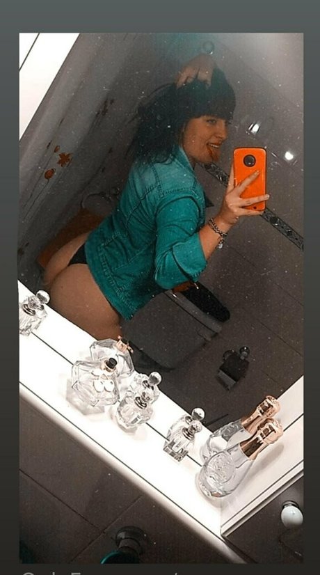 reyna momo erotic actress img