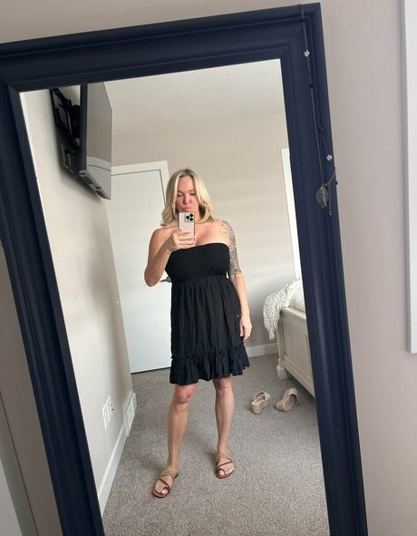 mserikka sexy pornstar pics