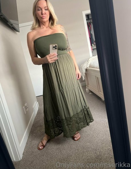 mserikka adult model photo