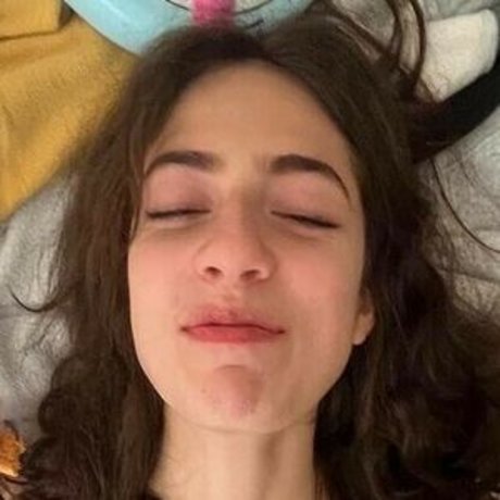 Bella Ossi naked actress picture