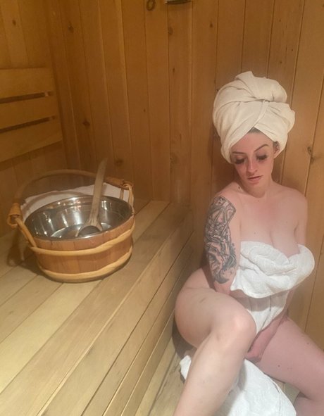 pawgemily1 pornstar pretty picture