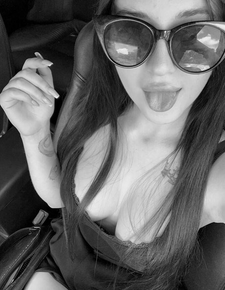 keksanutaya xxx pornstar images