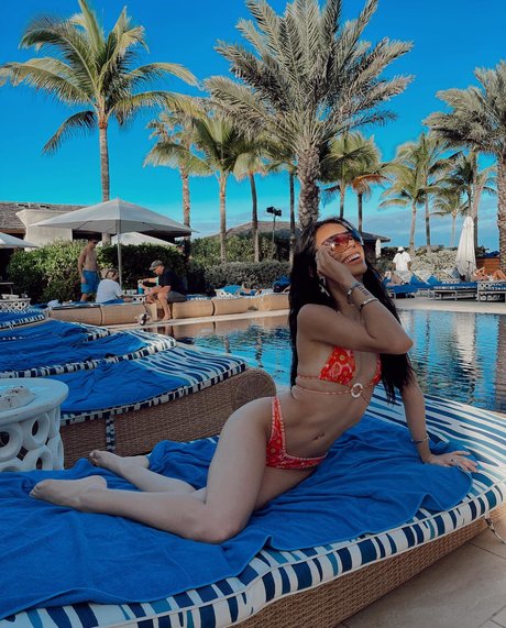 Lauren Kettering model sexy photos