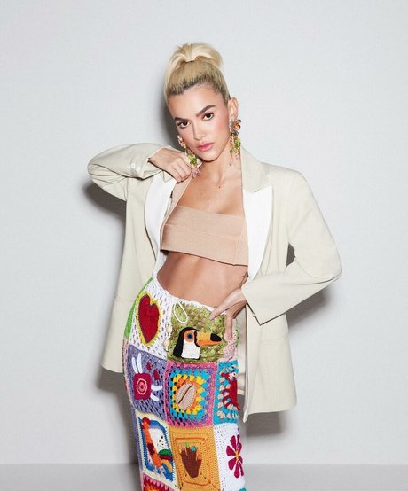 Manu Gavassi sex actress galleries