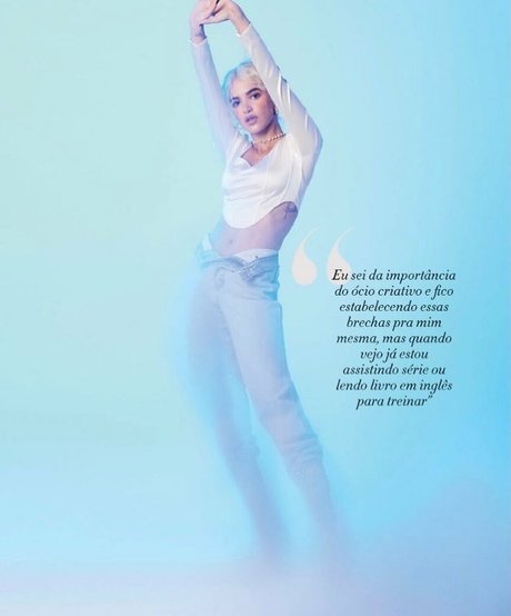 Manu Gavassi exclusive actress gallery