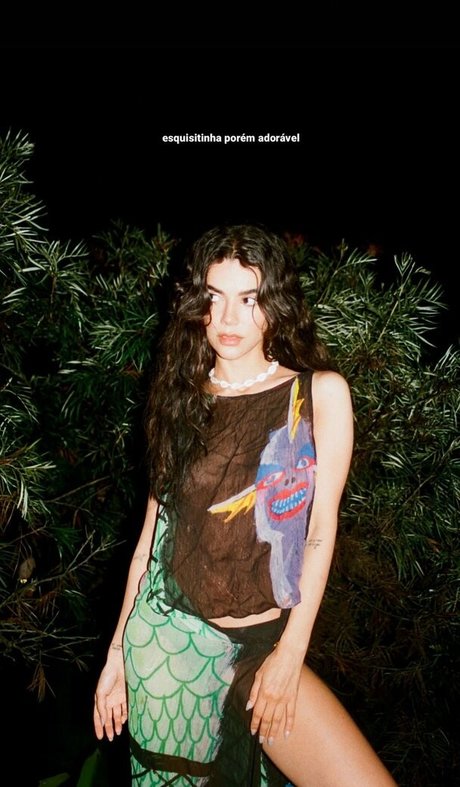 Manu Gavassi pornstar nice photo