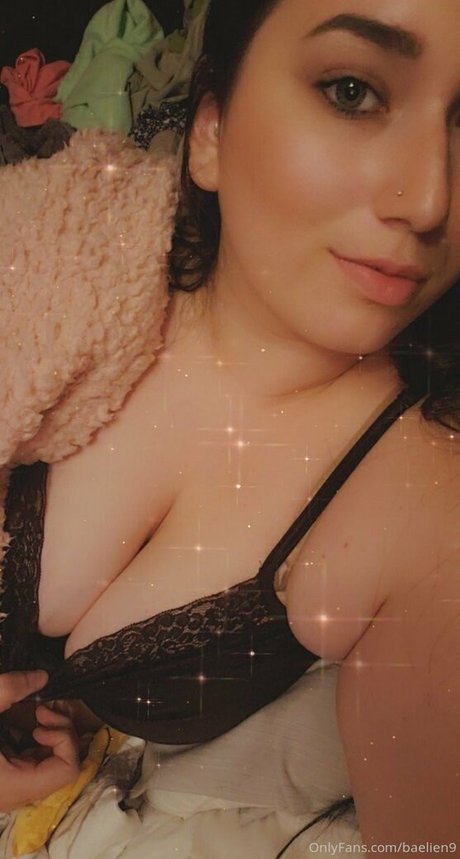 baelien9 pornstar nude pic
