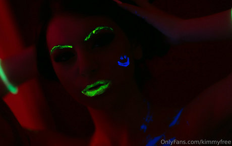 kimmyfree model adult picture