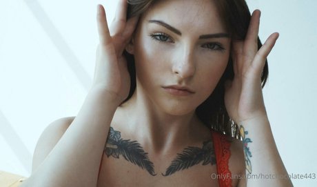 hotchocolate443 model erotic pics