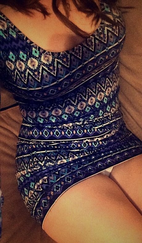 mynameiscat model art gallery