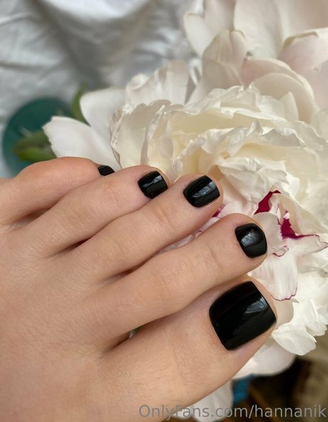 hannanik pornstar art gallery