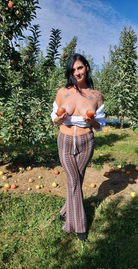 sexxi jess naked actress images