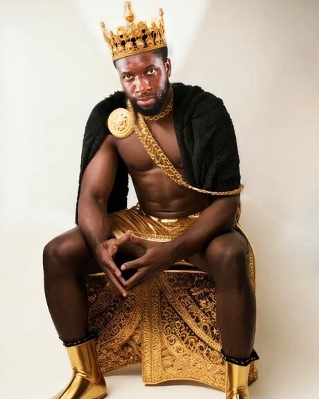 The Unbreakable Nicholas Stone_ nice model pic