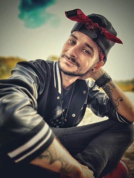 Saph r3xDjWeiga pornstar free img