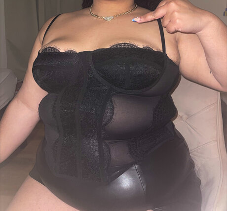 Masi Lux FEMDOMME nudes star img