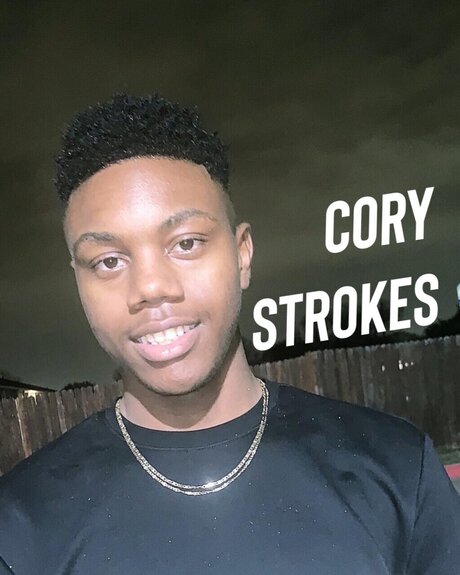 Cory Strokes_ top actress img