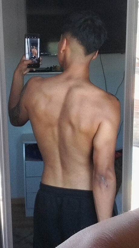 moro model naked picture