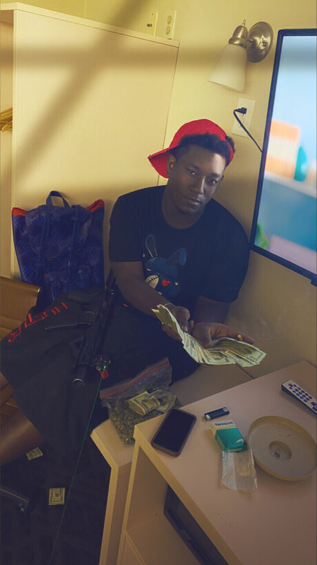 Dayday hot actress pictures