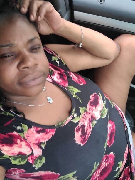 Sounique nice actress pictures