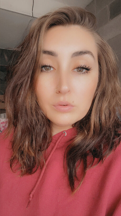 THE Savvvvv_ exclusive pornstar pictures