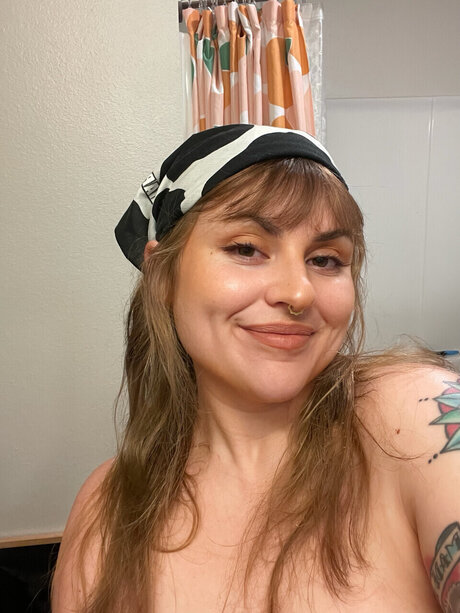 Mame the Dame beautiful model photos