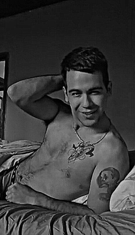 _CHINO_ star free galleries