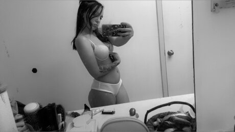 khamani lael_ pornstar erotic image