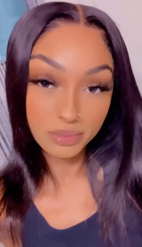 High quality model pictures