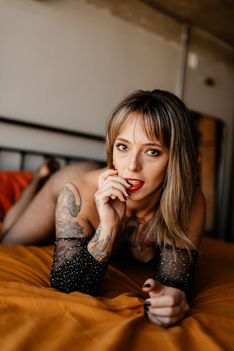 Ka Hot nudes actress pic