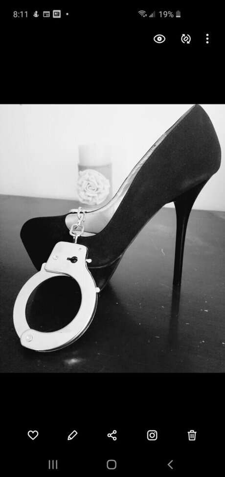 Tiffany V pornographic star pictures