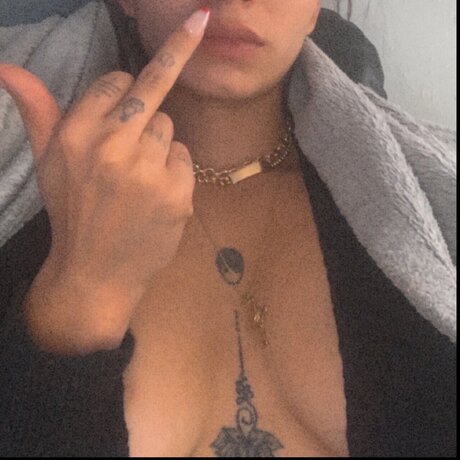 Shae Butter nice star photo