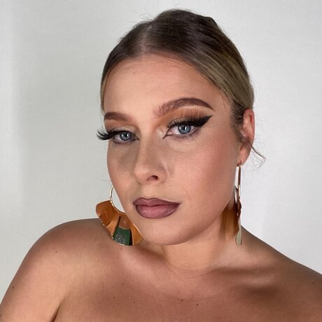 Krueladovil model perfect pictures