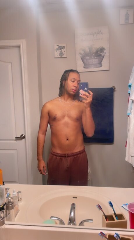 Maykel model sexy pic