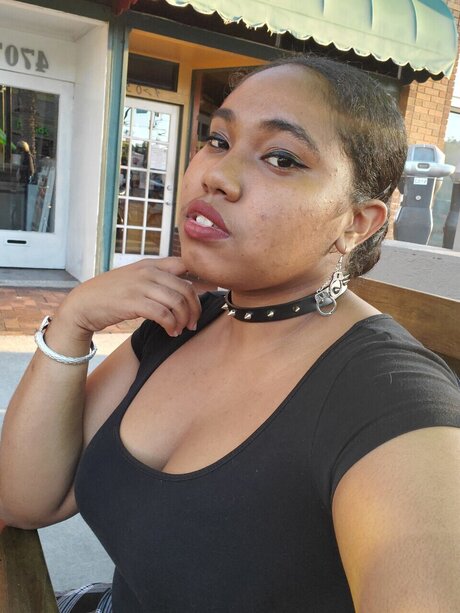 Snookie naked actress gallery