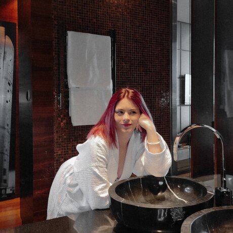 Ishtar nude pornstar picture