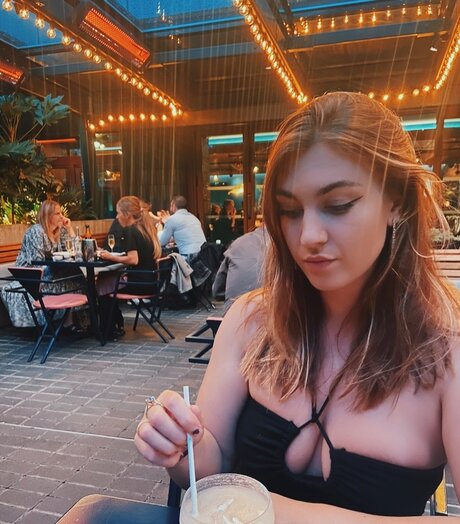 Please Poppy best model picture