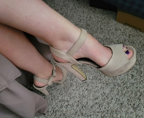 Natasha Sunset star pornographic galleries