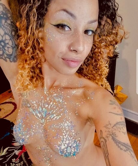 Honey Love pornstar exclusive archive