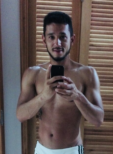 KLAY pretty actress pictures