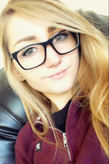 Taybrooke hot actress pictures