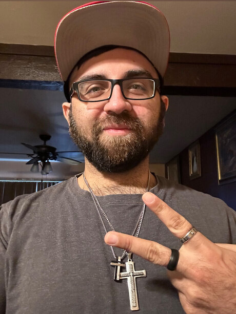 N3farious_ adult actress image