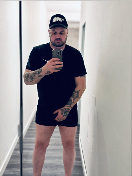 Michael Diaz sexy star img