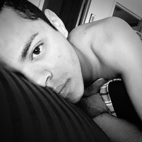 Damien Dixon star exclusive image