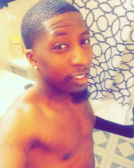 HeezyBoy7 erotic pornstar picture